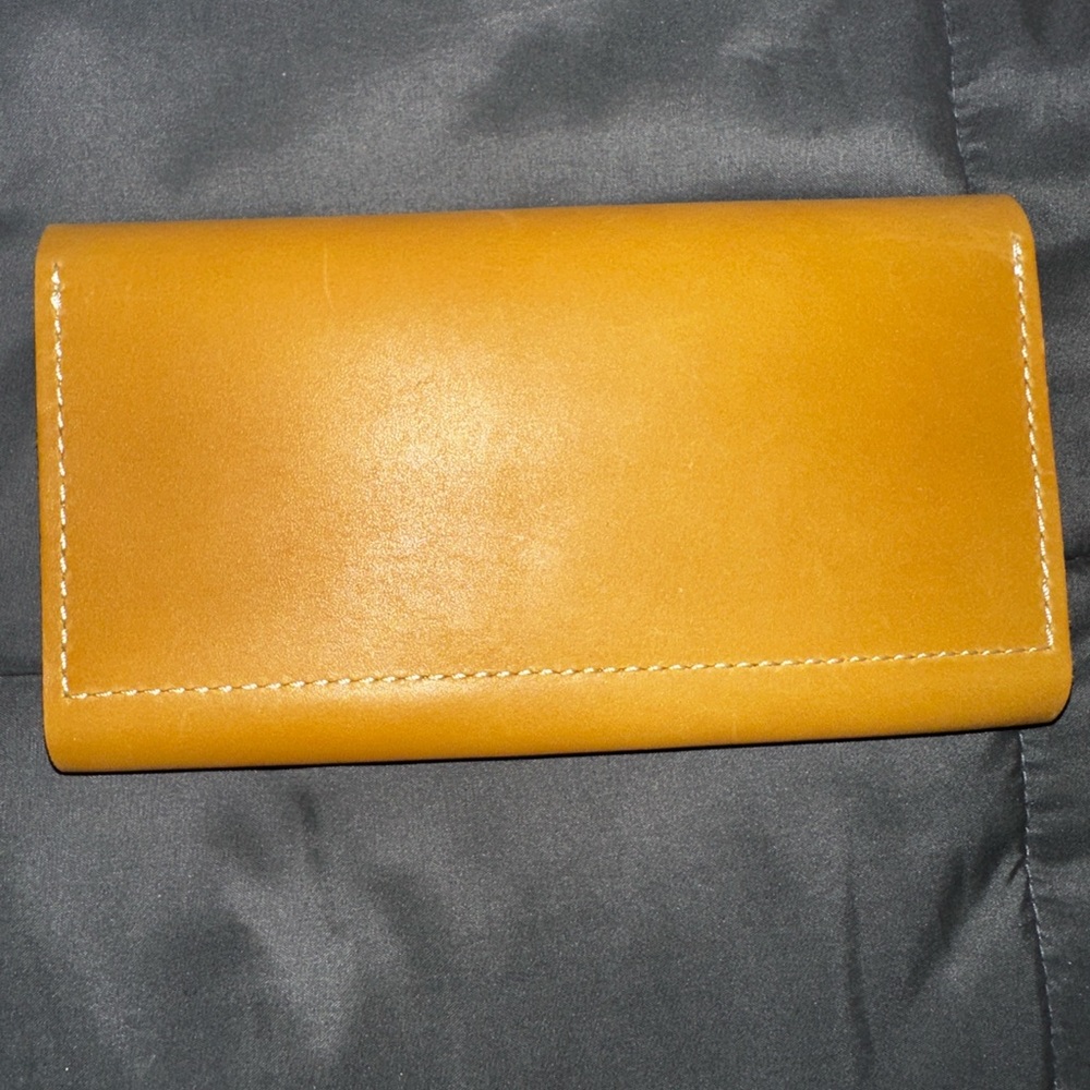 Portland Leather Goods
Crossbody Tote
FREE Matching Leather Wallet🤗 - Picture 7 of 15